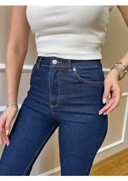 Orj. Marka Kesik Paça Dark Jean