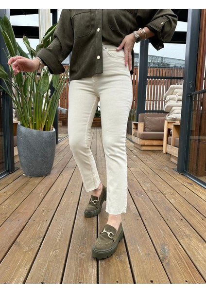 Orj. Marka Krem Kesik Paça Jean indirimleri