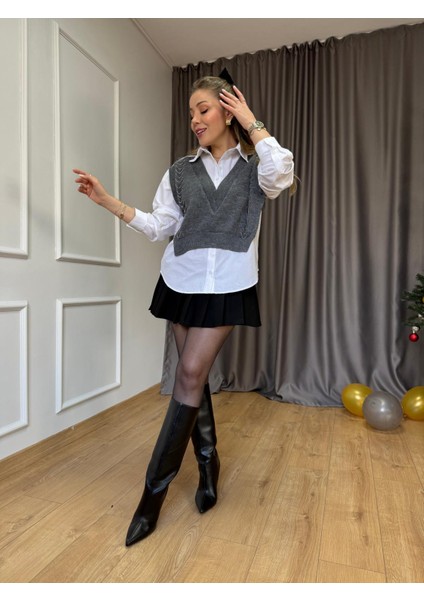 Gri Süveterli Zincir Detay Gömlek modelleri