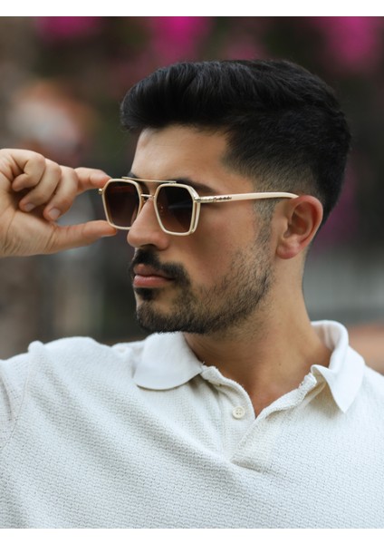 Altın Çerçeveli Köşeli Unisex Güneş Gözlüğü (Krem) indirimleri