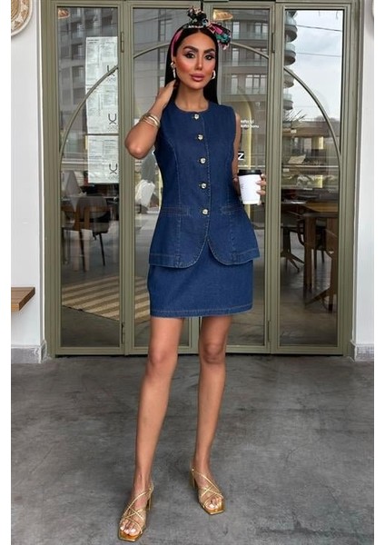 Kolsuz Yelekli Mini Etekli Denim Takım 10164 indirimleri