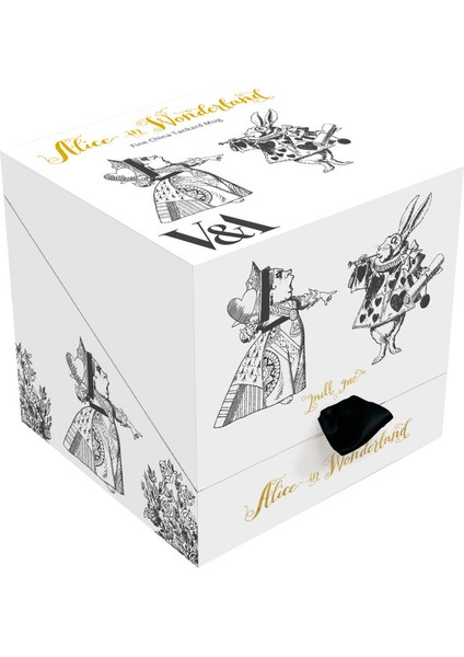 x V&a Alice In Wonderland Porselen 400ML Kupa fırsatları