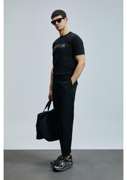 Think Slim Fit Erkek Siyah T-Shirt (111020240) fırsatları