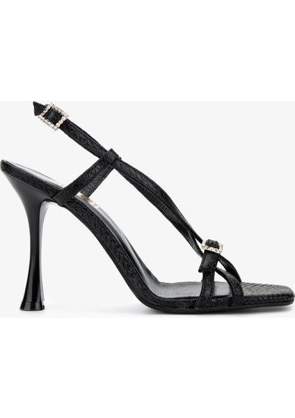 Kadın Hakiki Deri Siyah Topuklu Ayakkabı 1075 1523-16 Bn Ayk Y25 Sıyah