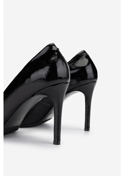 Kadın Hakiki Deri Siyah Rugan Topuklu Ayakkabı 492 55700 Bn Ayk Y25 Sıyah Rgn fırsatları