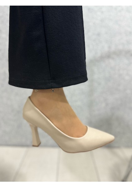 Krem Kadeh Topuk Stiletto modelleri