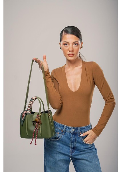 Kadın 18048 Omuz Çantası fiyatları