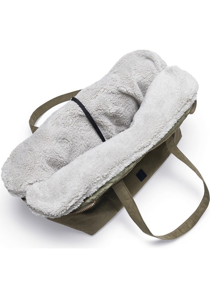 Beeztees Dbl Köpek Taşıma Çantası, Yıkanabilir, 6,5kg'ye Kadar, Yeşil, 48X23X33CM indirimleri