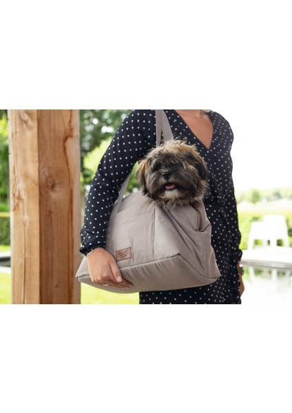 Beeztees Dbl Köpek Taşıma Çantası, Yıkanabilir, 6,5kg'ye Kadar, Bej, 40X20X28CM fiyatları