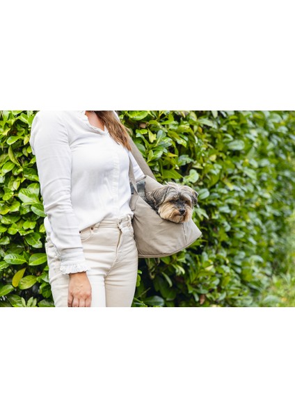 Beeztees Dbl Köpek Taşıma Çantası, Yıkanabilir, 6,5kg'ye Kadar, Bej, 40X20X28CM indirimleri