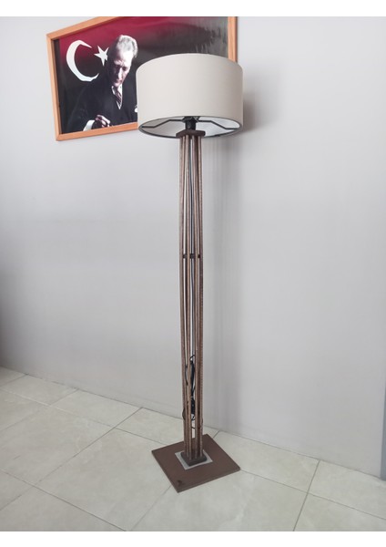 Ahşap Lambader, Köşe Lamba