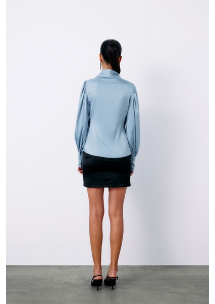 Broşlu Kruvaze Bluz - Bebe Mavi