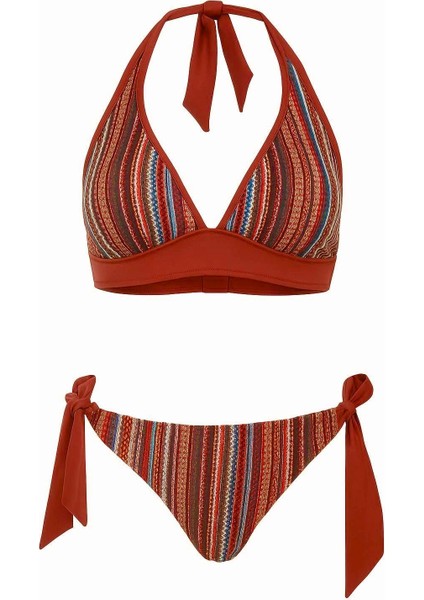 Dokulu ve Dantelli Çok Renkli Bikini Takım