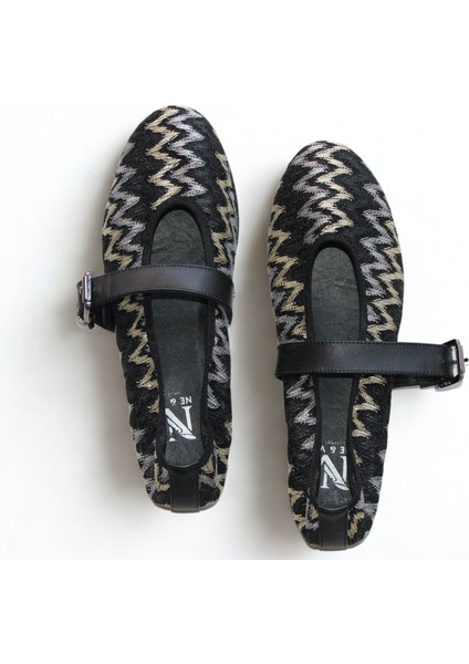 Siyah File Nakışlı Tek Bantlı Kadın Günlük Babet