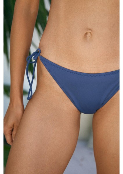 Üçgen Bikini Set Lacivert fiyatları