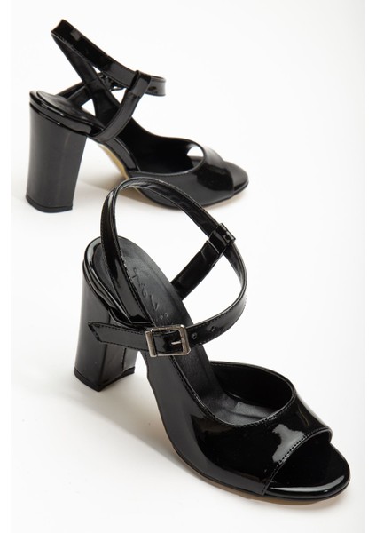 Lovisa Topuklu Siyah Rugan Kadın Ayakkabı