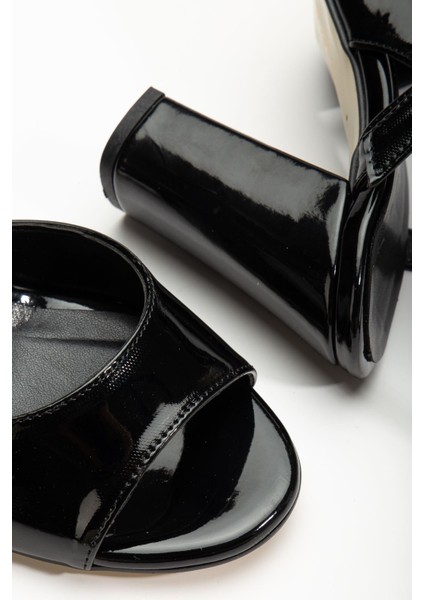 Lovisa Topuklu Siyah Rugan Kadın Ayakkabı modelleri