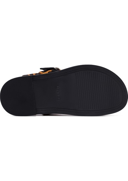 Kadın Leopar Parmak Arası Deri Sandalet 25SFD5513W2