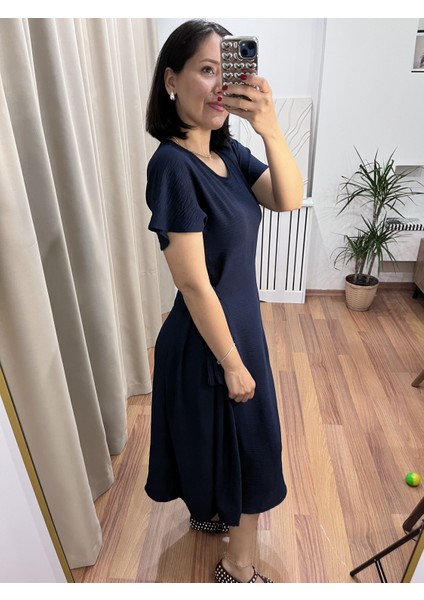 Yan Bağlamalı Kısa Kollu Midi Boy Lacivert Elbise fırsatları