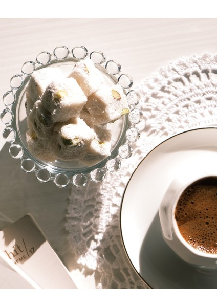 Hindistan Cevizi Kaplı Sütlü Sultan Çifte Kavrulmuş Antep Fıstıklı Lokum 500 gram
