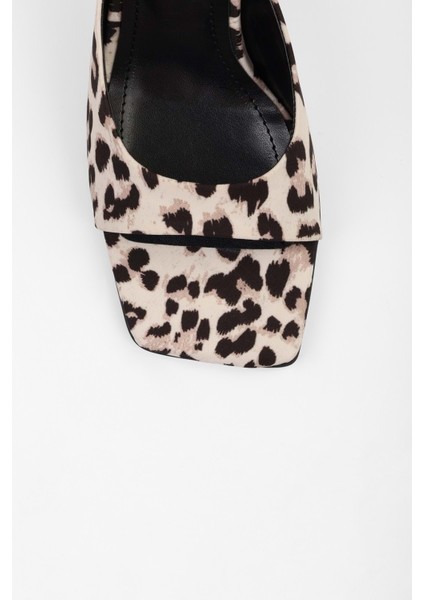 Kadın Noir Leopar Saten Topuklu Terlik fırsatları