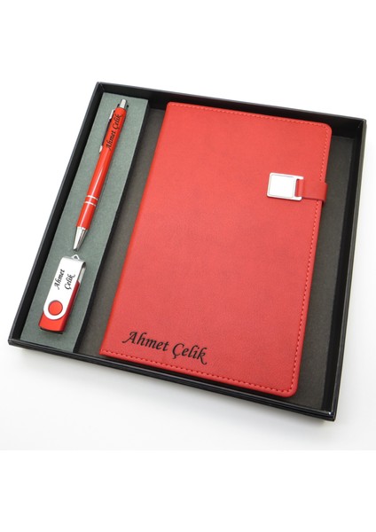 Signator® Codex | N122 Kişiye Özel Defterli Set - Isme Özel Kırmızı Kalem + Isme Özel Kırmızı Defter + Isme Özel USB Bellek| Isme Özel Kutusunda Hediyelik Set