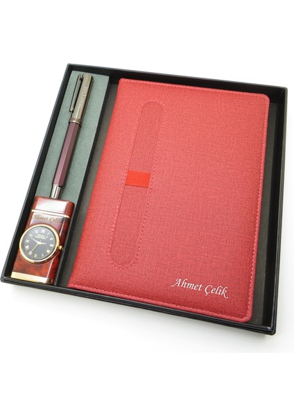 Signator® Codex | N346 Kişiye Özel Defterli Set - Isme Özel Mürdüm Kalem + Isme Özel Kırmızı Defter + Isme Özel Çakmak | Isme Özel Kutusunda Hediyelik Set