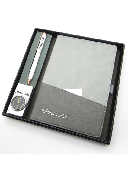 Signator® Codex | N181 Kişiye Özel Defterli Set - Isme Özel Beyaz Kalem + Isme Özel Gri Defter + Isme Özel Gümüş Çakmak | Isme Özel Kutusunda Hediyelik Set