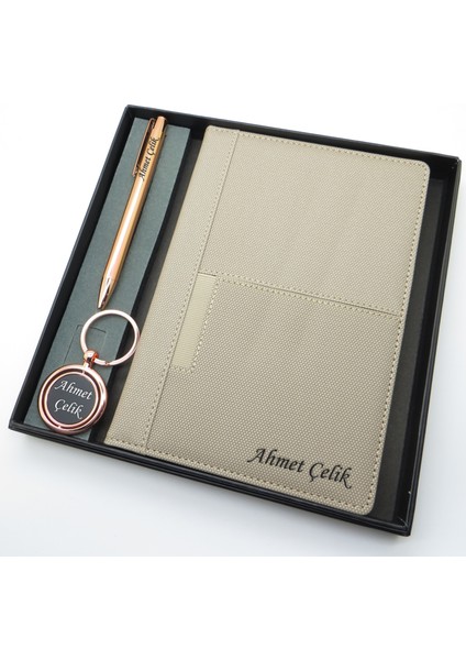 Signator® Codex | N281 Kişiye Özel Defterli Set - Isme Özel Rose Gold Kalem + Isme Özel Bej Defter + Isme Özel Anahtarlık| Isme Özel Kutusunda Hediyelik Set