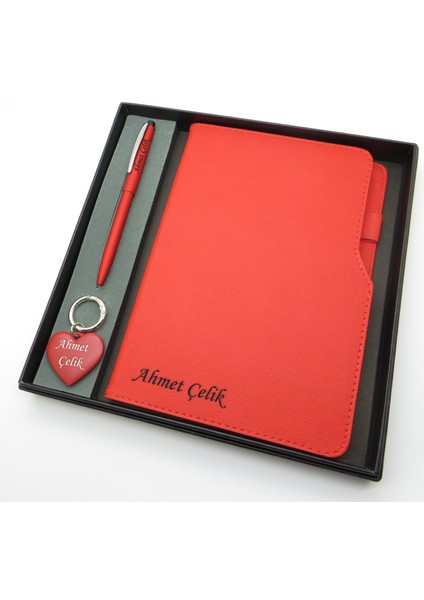 Signator® Codex | N241 Kişiye Özel Defterli Set - Scrikss Isme Özel Kırmızı Kalem + Isme Özel Kırmızı Defter + Isme Özel Kırmızı Anahtarlık | Isme Özel Kutusunda Hediyelik Set