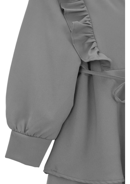Önü Fırfırlı Bağcıklı Eteği Katlı Pantolonlu Kimono Takım