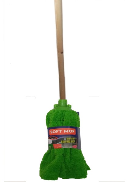 Yeşil mikrofiber paspas ve ahşap saplı temizlik seti, rahat kullanım