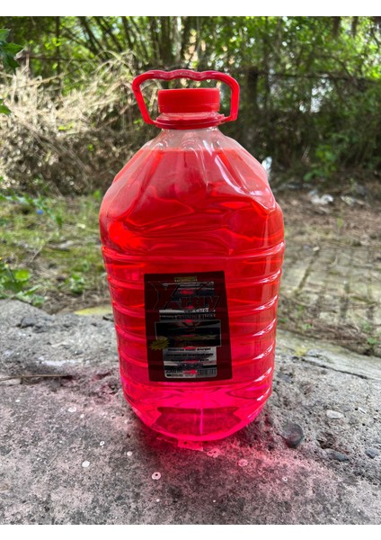 Yazlık Cam Suyu 5 Litre Parfümlü Yazlık cam suyudur Antifriz li DEĞİLDİR.