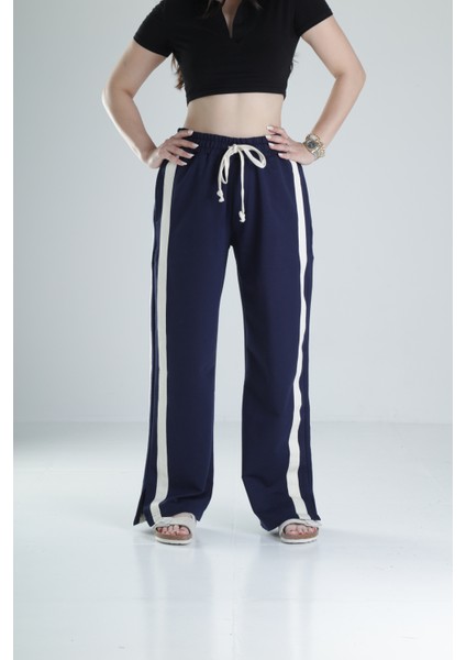 Yan Şerit Detaylı Lacivert Oversize Eşofman