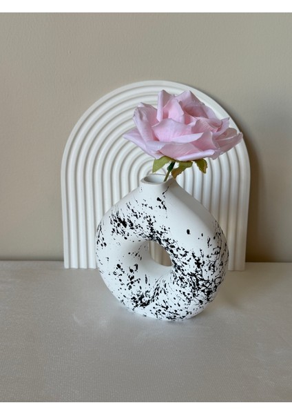 El Yapımı Modern Halka Formlu Beyaz Mini Vazo - Donut Vazo modelleri
