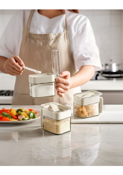 Şık 3'lü cam baharatlık seti, mutfağınıza zarif dokunuş sağlar