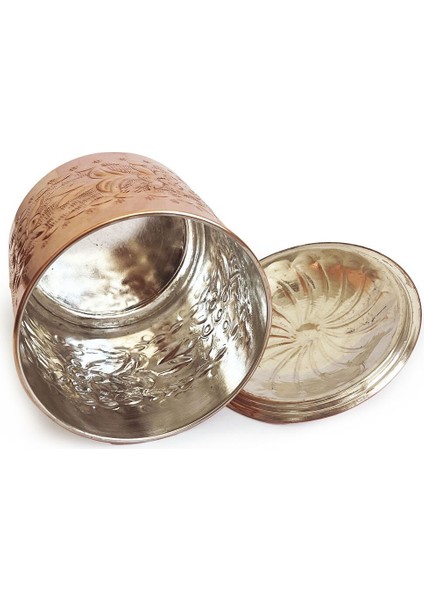 El İşlemeli Bakır Baharatlık, 9cm, Şık ve Zarif Tasarım, Tek Parça