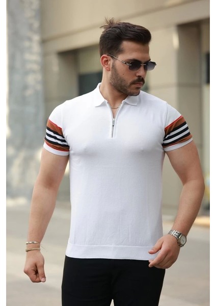 Erkek Fermuar Yakalı Kolları Desenli Kısa Kollu Tişört