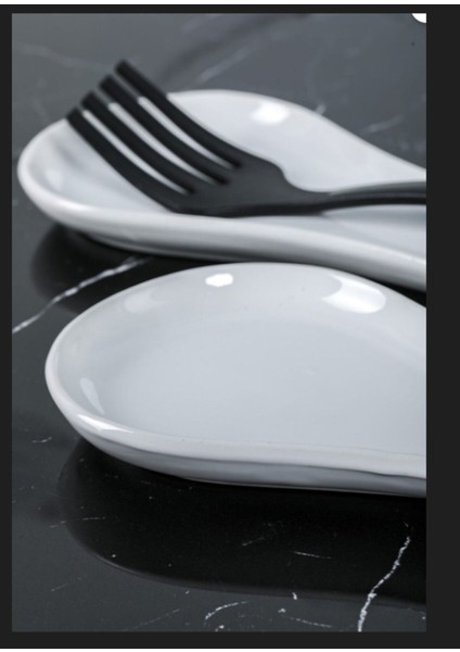 Beyaz seramik mutfak kaşık altlığı, şık ve kullanışlı 67x49 cm fiyatları