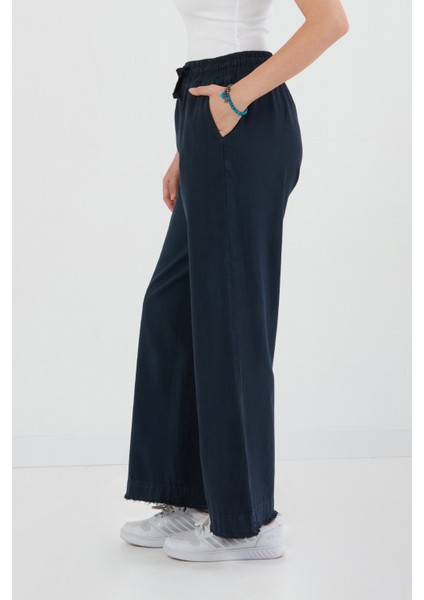 Paçası Püsküllü Beli Lastikli Gabardin Pantolon fiyatları