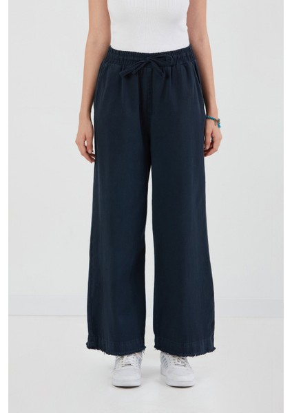Paçası Püsküllü Beli Lastikli Gabardin Pantolon