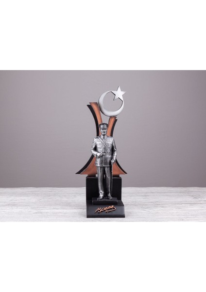 Atatürk Askeri Üniformalı Büst modelleri