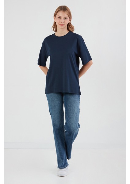 Sırtı Kedi Baskılı Oversize Tişört modelleri