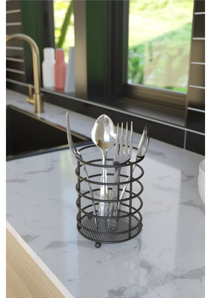 Yuvarlak Siyah Metal Kaşık, Şık ve Dayanıklı Mutfak Gereci MG069