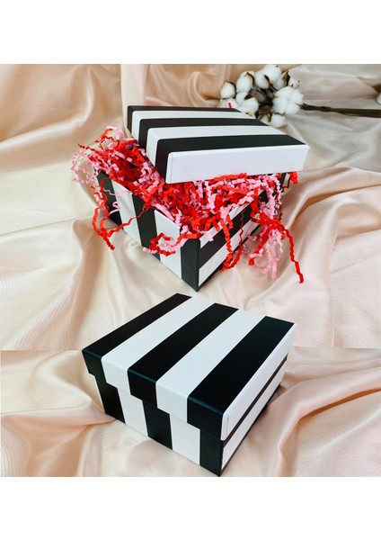 Sevimli Aşık Kediler Tasarımlı Mum Kupa ve Altınyaldızlı Melek Kar Küresi Set modelleri