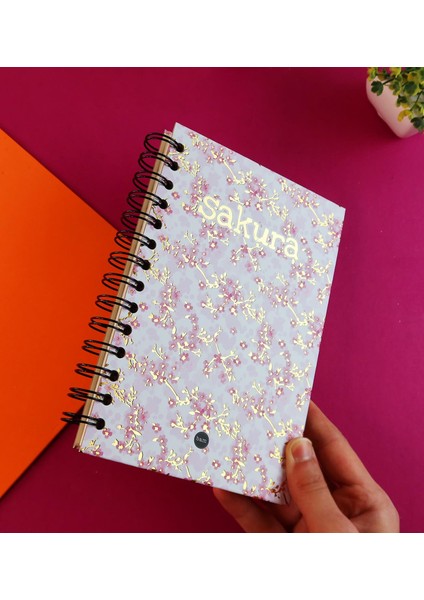 Kırmızı Sakura 3'lü Mini Hediye Kutusu ve Dot Defter, Doodle Book Set fırsatları