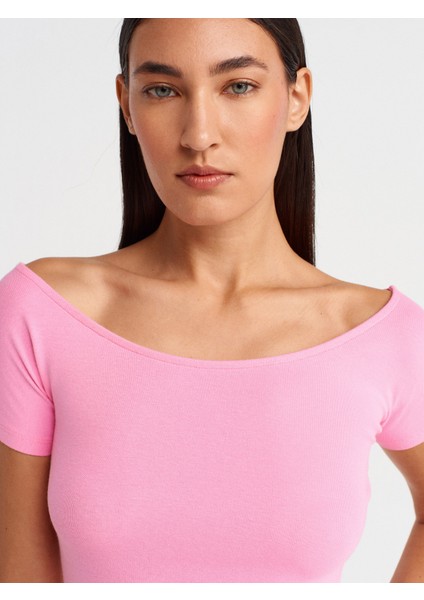 31922 Kısa Kollu T-Shirt-Pembe modelleri