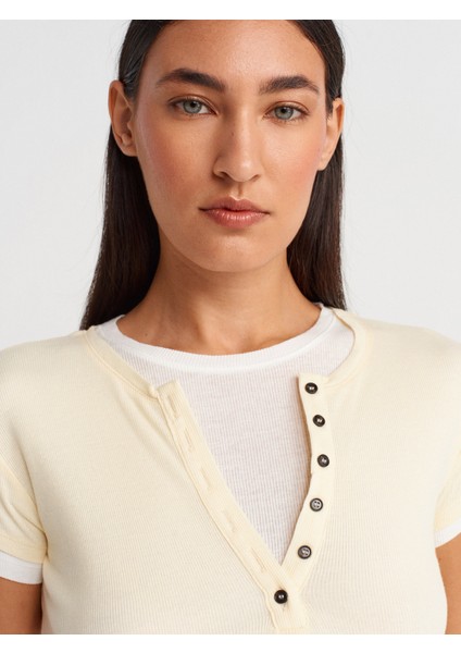 31783 Çift Katlı Düğmeli T-Shirt-Açık Sarı modelleri