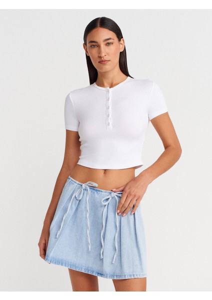 31647 Düğme Detaylı Crop Top-Beyaz