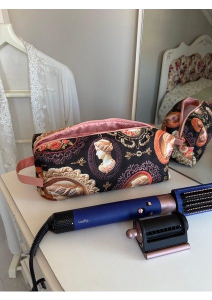 Somon Vintage Kadın Desenli Xl Boy Saç Şekillendirici Çantası – Kapitoneli, Geniş Hacimli, Fermuarlı, Airwrap ve Tüm Cihazlarla Uyumlu Şık Organizer Çanta